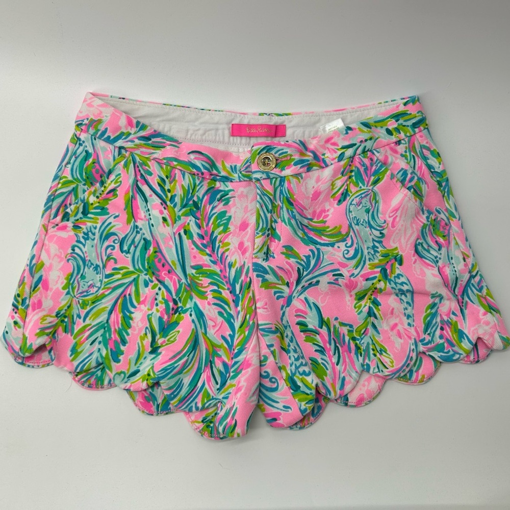 Lilly Pulitzer Buttercup Pink and Green Floral Scalloped Shorts Size 2
